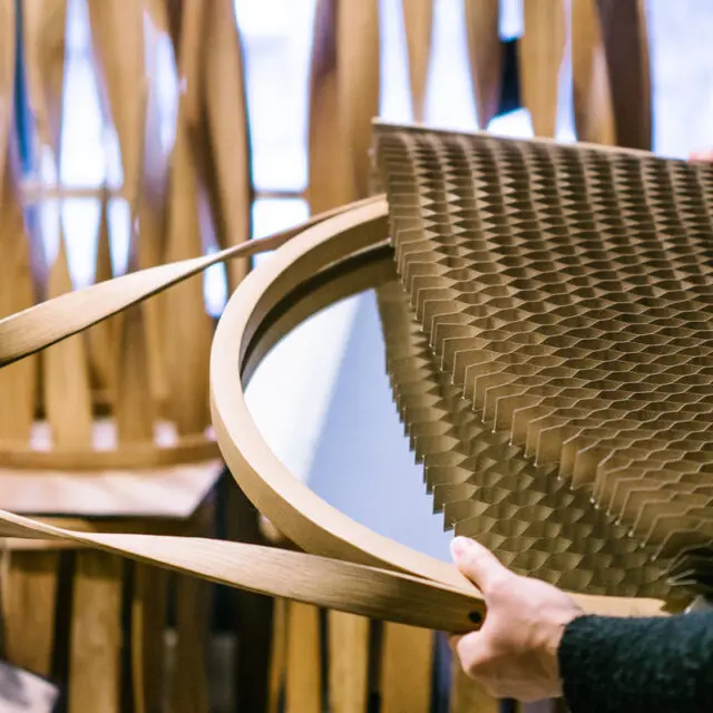 Flexi-Hex packaging for homeware products like the mirror in this image