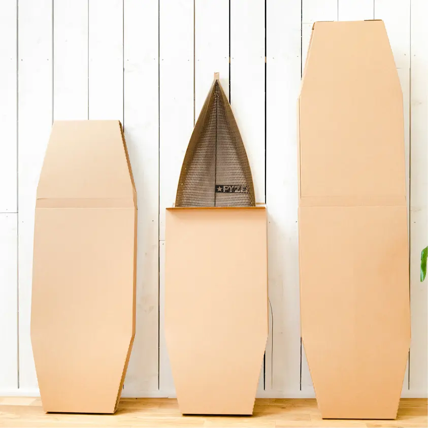 Quick easy to pack telescopic surfboard box by Flexi-Hex