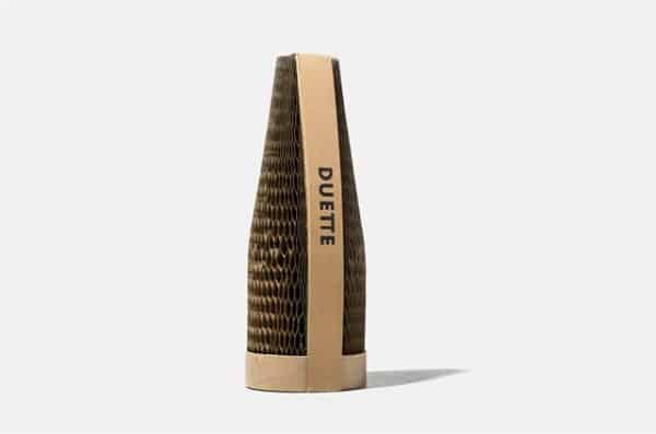 Packaging capsule for bottles