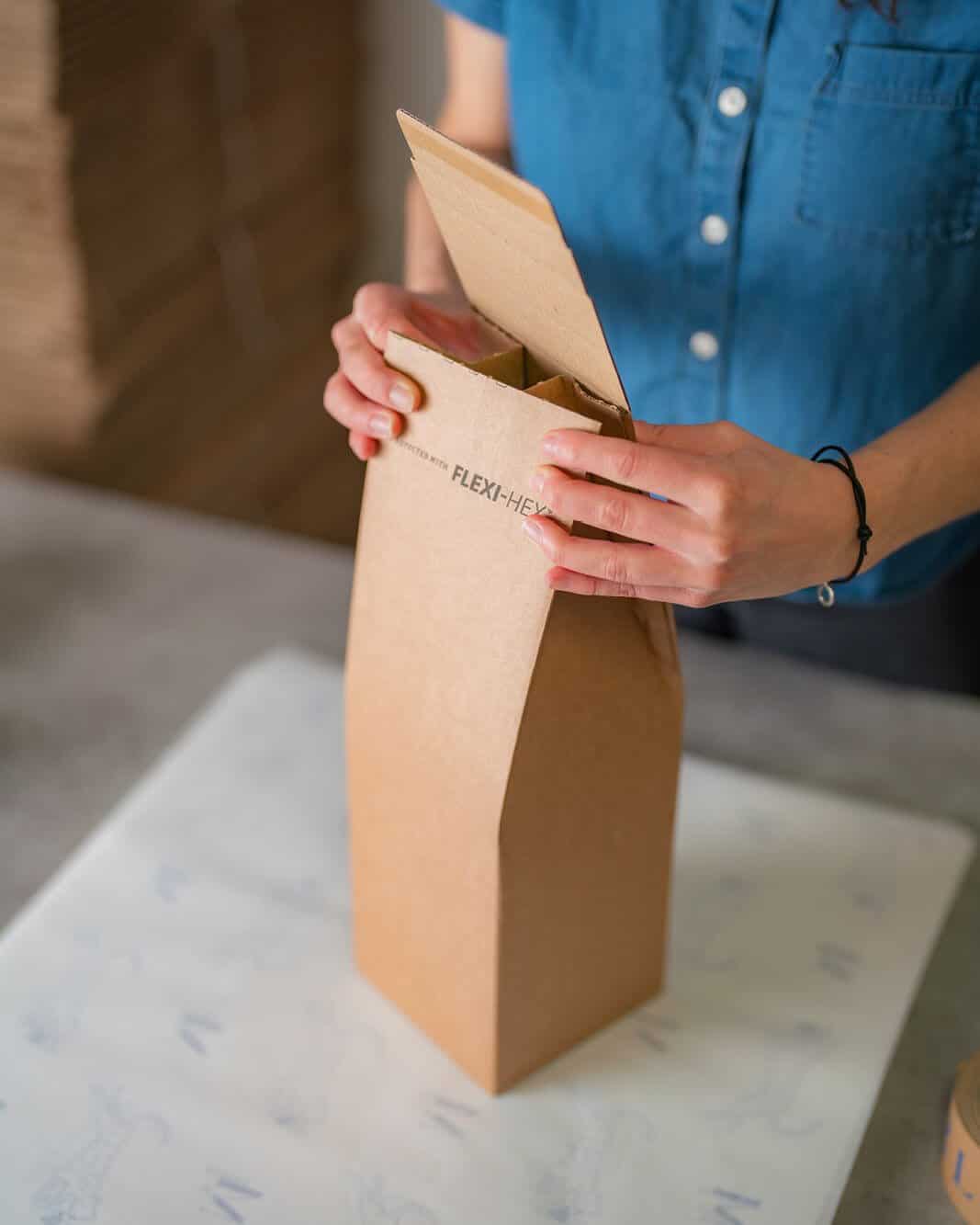 Pinch Top ecommerce bottle packaging