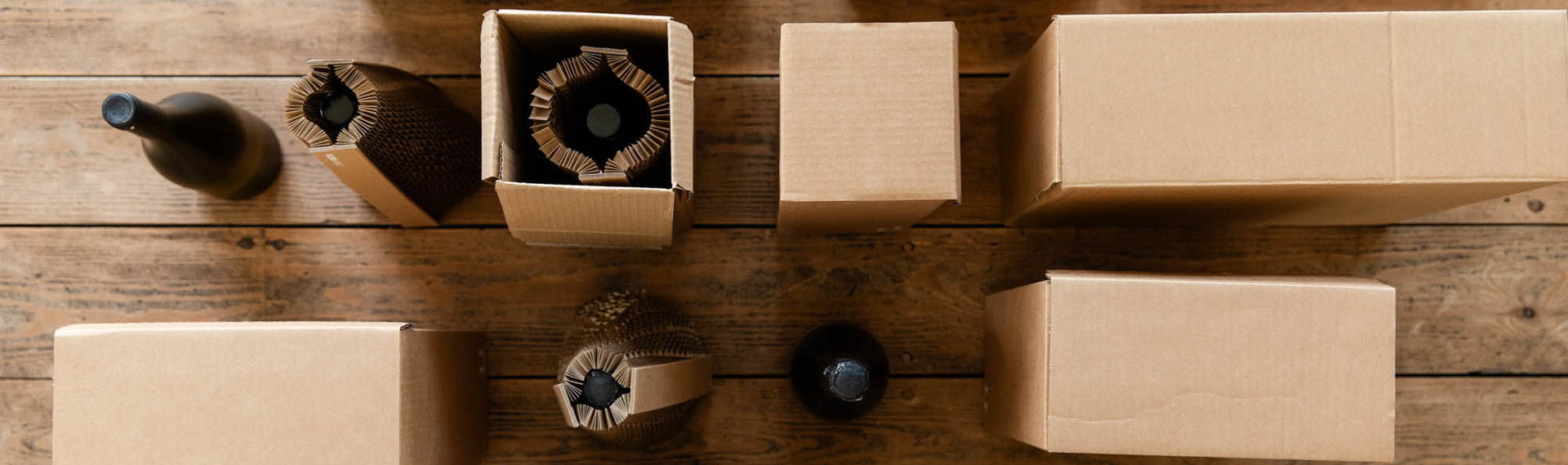 Flexi-Hex Fold Top Boxes and bottles from above